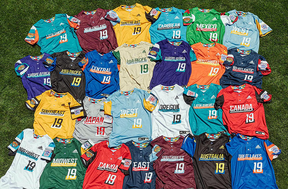 Los jerseys de todos los equipos de la Serie Mundial de Ligas Pequeñas