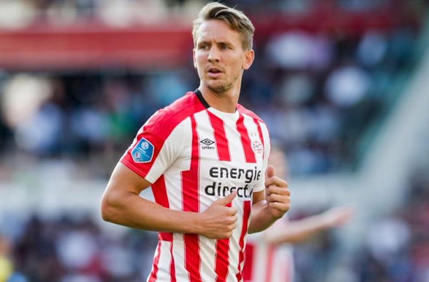 De Jong jugó todos los minutos de la temporada con el PSV.