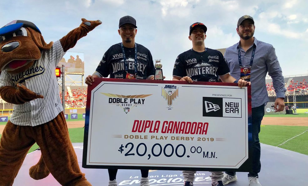 La dupla regiomontana celebró la consecución del campeonato ante los asistentes. (Foto: @LigaMexBeis)