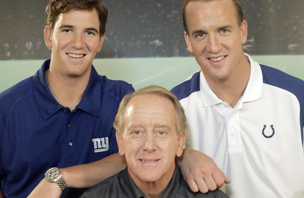 Archie, Peyton y Eli Manning. La mayor dinastía de la NFL con los dos hijos ganadores del Super Bowl.