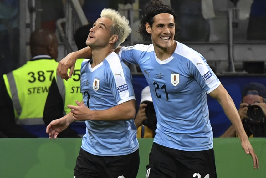 Lodeiro movió la pizarra al minuto 6.