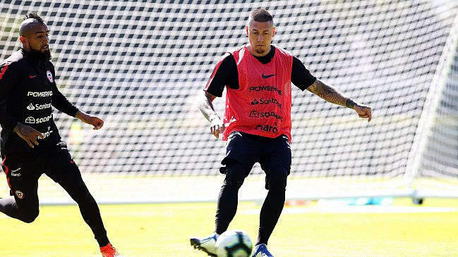 Nicolás Castillo ya trabajó al parejo con la Selección de Chile. (Foto: ANFP)