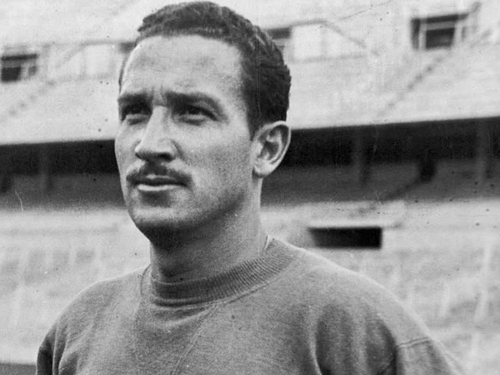 Horacio Casarín vistió los colores del América en sus últimos años de carrera y pocos saben que llegó a jugar con el Rebaño en torneos no oficiales.