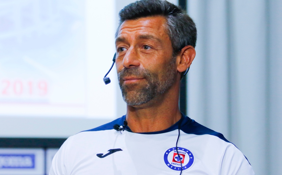 Pedro Caixinha deja abierta la puerta para refuerzos en Cruz Azul. (Foto: Imago7)