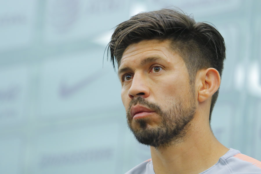 Este lunes se oficializó la contratación de Peralta con Chivas. (Foto: Imago 7)