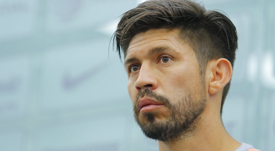 Este lunes se oficializó la contratación de Peralta con Chivas. (Foto: Imago 7)