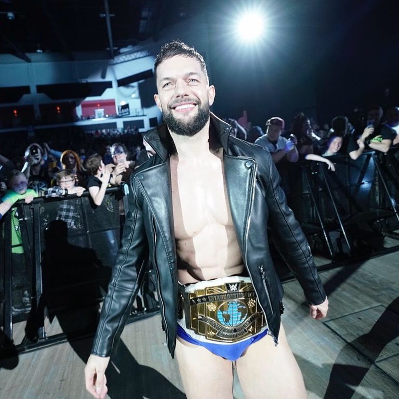 El espectacular Finn Bálor.