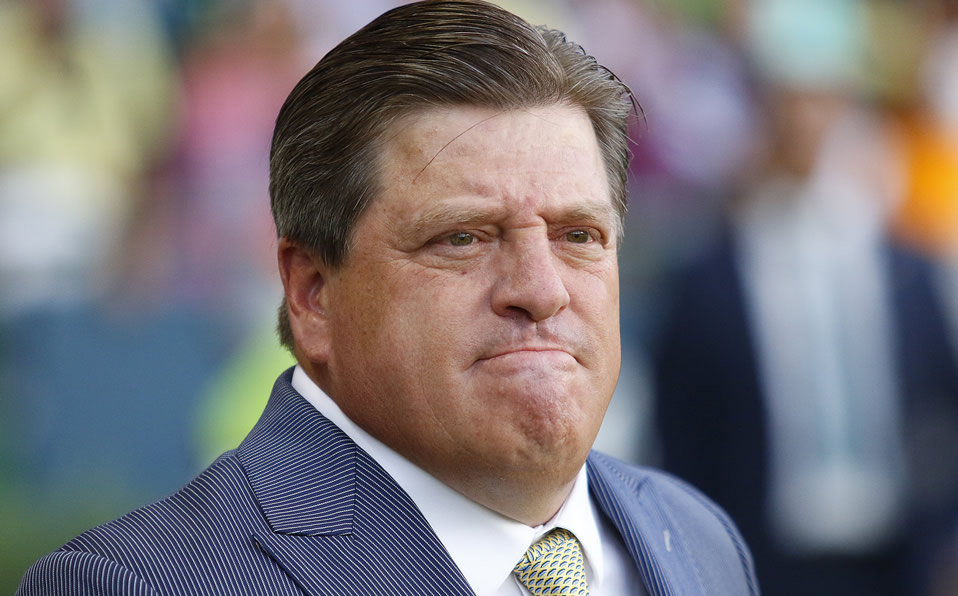 Miguel Herrera dijo que se enteró de la salida de Oribe tras ver los rumores en medios. (Foto: Imago7)
