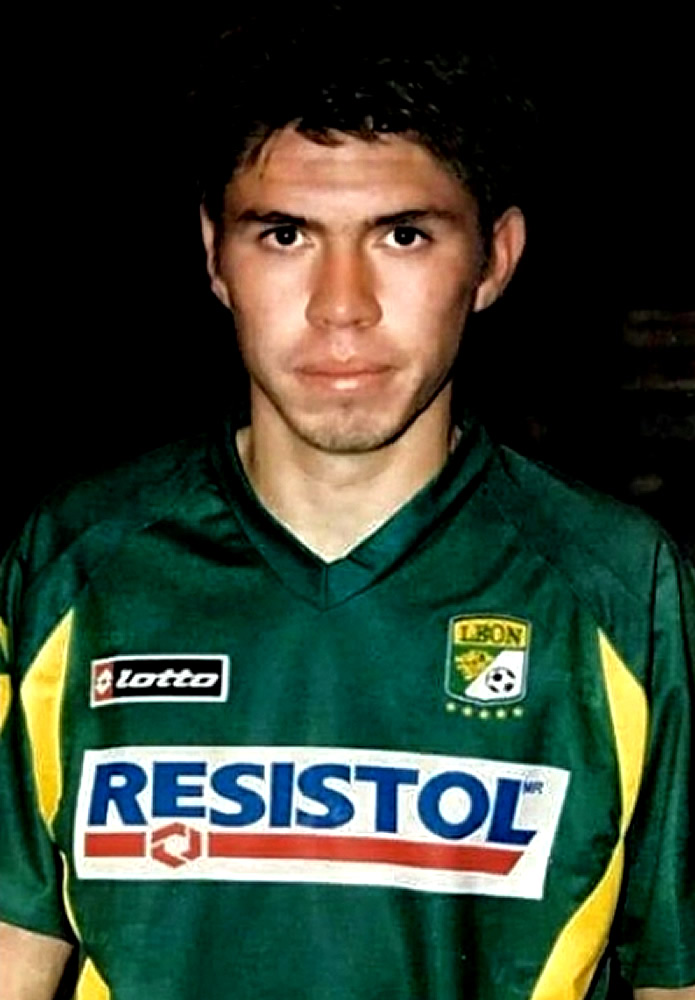 En la Temporada 2003-2004 victió los colores del León. (Foto: Especial)