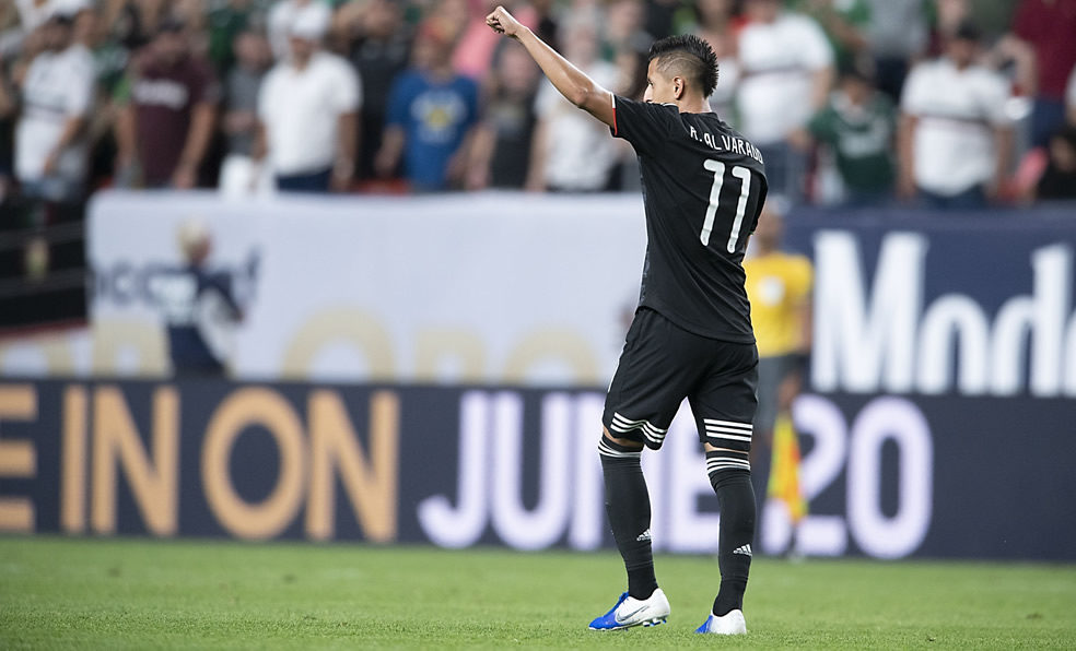 El Piojo celebra su gol ante Canadá. (Foto: Imago7)