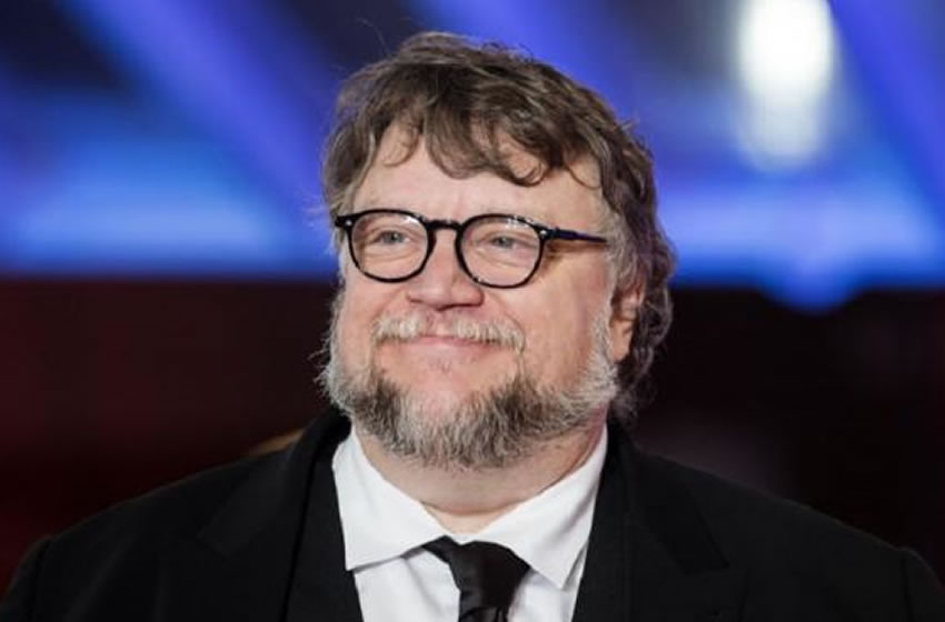 Del Toro habría ayudado a equipo de Olimpiadas de Matemáticas de México.