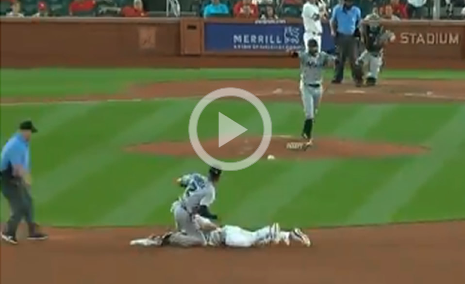 Sergio Romo llegó a 13 salvamentos con una gran revirada a segunda