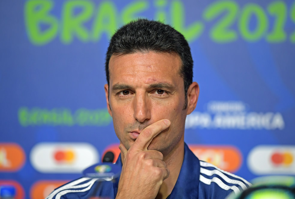 Scaloni busca enderezar el camino en Copa América. (Foto: AFP)