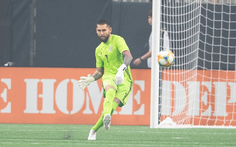 Jonathan Orozco dejará al Tri por unos días por la salud de su madre. (Foto: Imago7)
