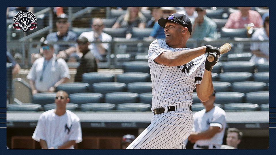 Mariano Rivera vuelve al Yankee Stadium donde lanza, fildea y pega HR