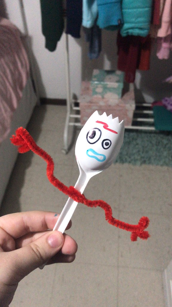 Uno de los Forkys que han hecho los fans de la película de Pixar.