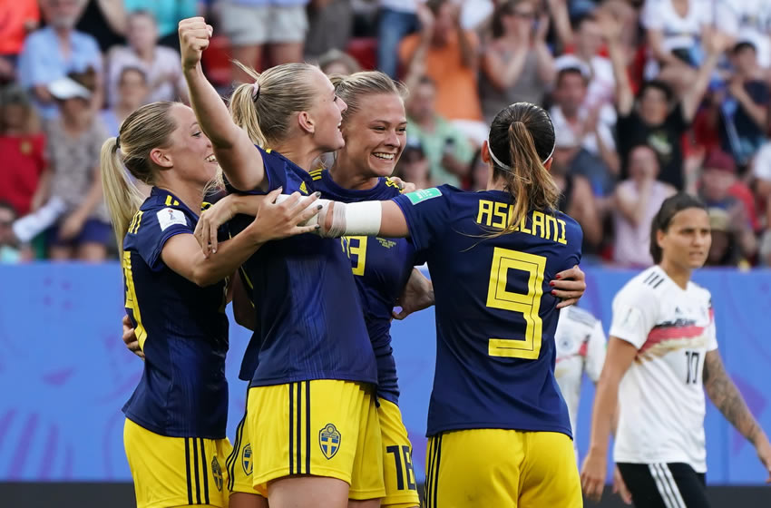 Suecia celebra su pase a Semifinales. EFE