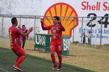 César Villaluz: Jugó en Ascenso y Segunda División en México; Tercera División de España y ahora en la Primera de Guatemala. (Foto: Instagram)