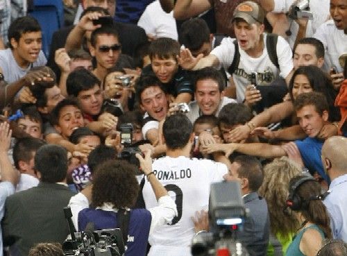El día que el Santiago Bernabéu recibió a Cristiano por primera vez con el Real Madrid.