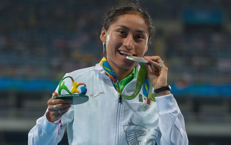 Guadalupe González: La marchista campeona en Toronto 2015 por un doping en octubre pasado, por el que fue suspendida por 4 años.