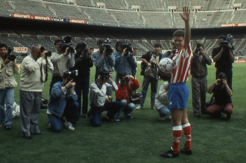 Luis García: Llegó al Atlético de Madrid en 1991 y su primera temporada fue la mejor hasta ese momento para un mexicano en España. Hizo 17 goles en 29