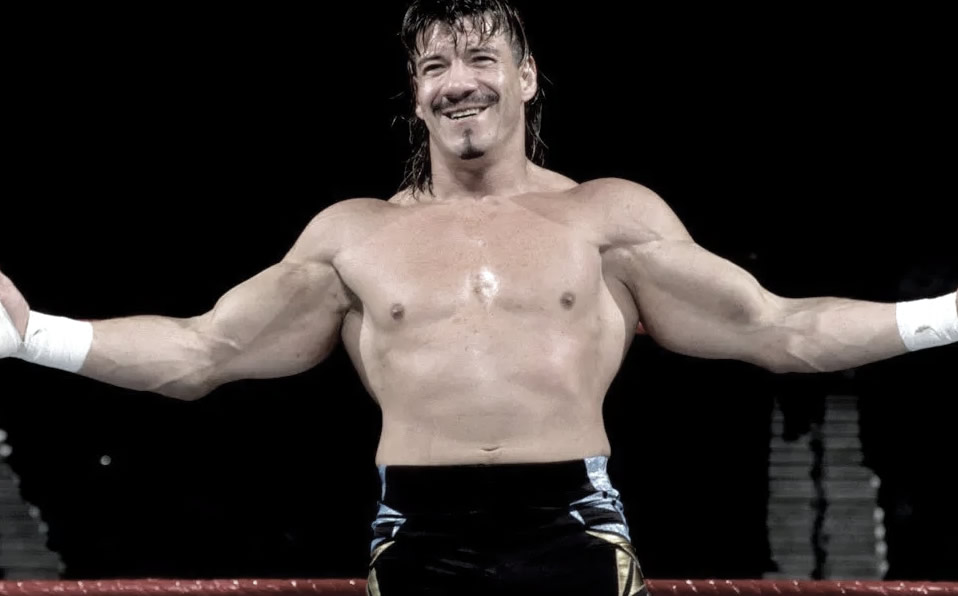 Eddie Guerrero, cuya máxima fama llegó en WWE, murió el 13 de noviembre del 2015 con apenas 38 años.