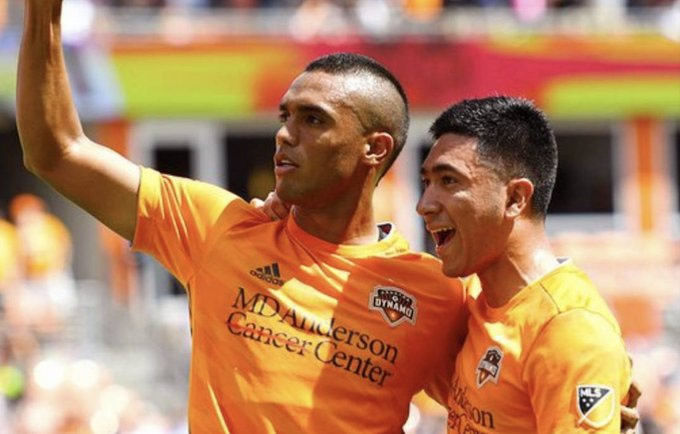 Mauro Manotas espera el acuerdo de los clubes. (Foto: @FutbolMLS)