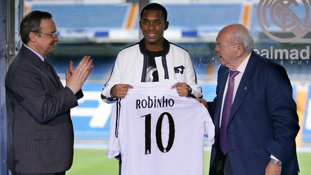 Real Madrid, Man. City, AC Milan, China y Turquía fueron otros destinos, con dos escalas en Santos FC en 2010 y 2014.