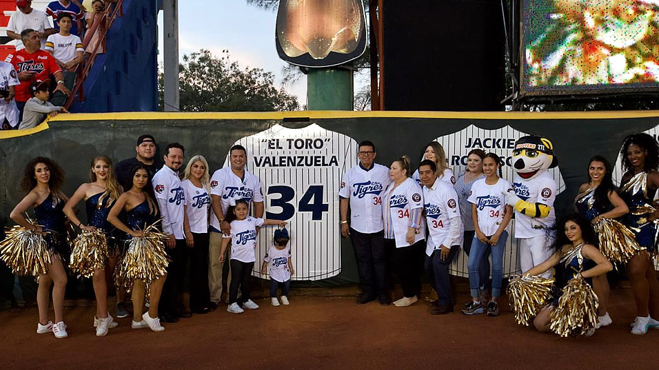 El homenaje principal a Fernando Valenzuela se hizo en Cancún