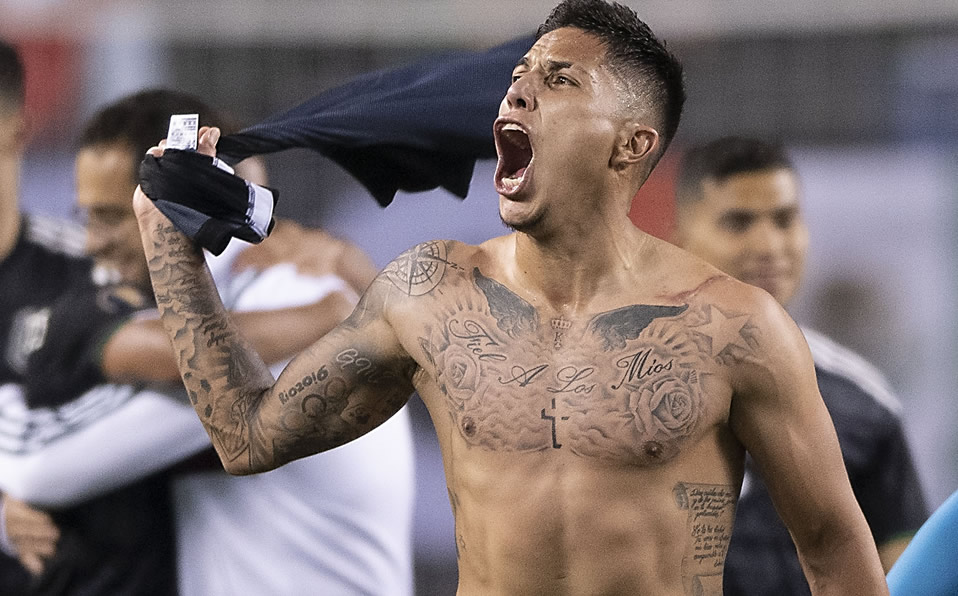 Carlos Salcedo: 5 partidos jugados, sumó 496 minutos; 1 amonestación.