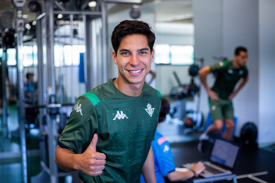 Diego Lainez, mediocampista mexicano del Betis. (Foto: RealBetis)