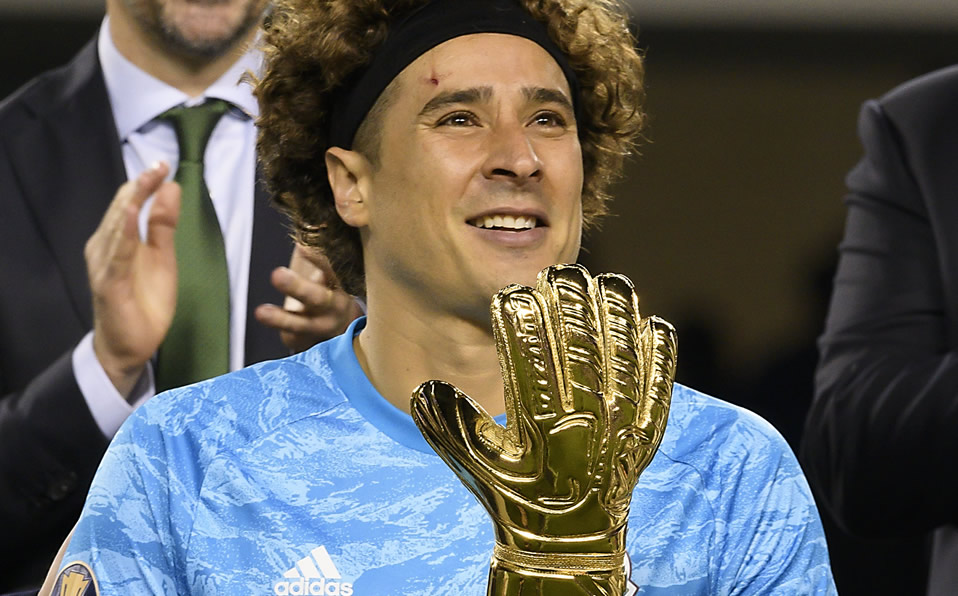 Guillermo Ochoa: 5 partidos jugados, sumó 510 minutos.