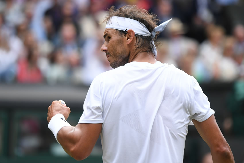 Nadal se impuso de manera soberbia ante Sousa en tres sets de 6-2 cada uno. (AFP)