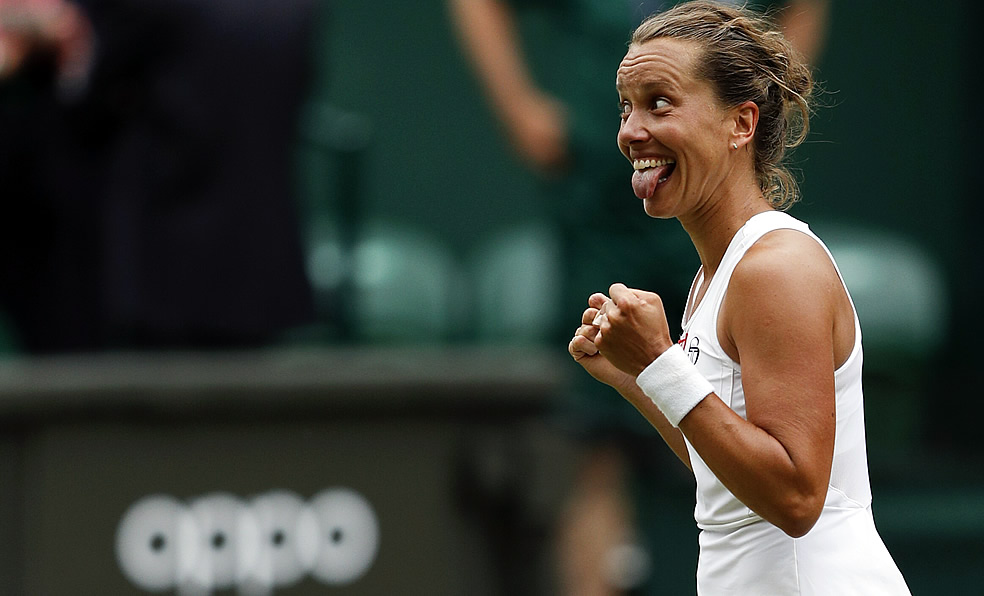 Barbora Strycova celebró así su pase a Semis. (Foto: AFP)