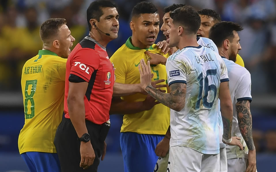 El ecuatoriano dice que el partido nunca se le escapó de las manos. (Foto: AFP)