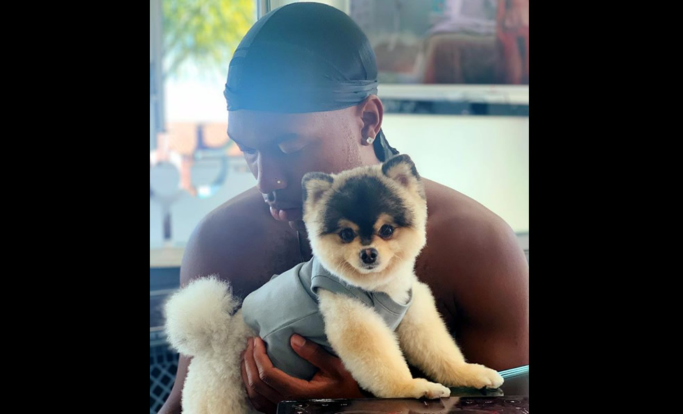 Sturridge y su perro de raza Pomerania. (Foto: danielsturridge)