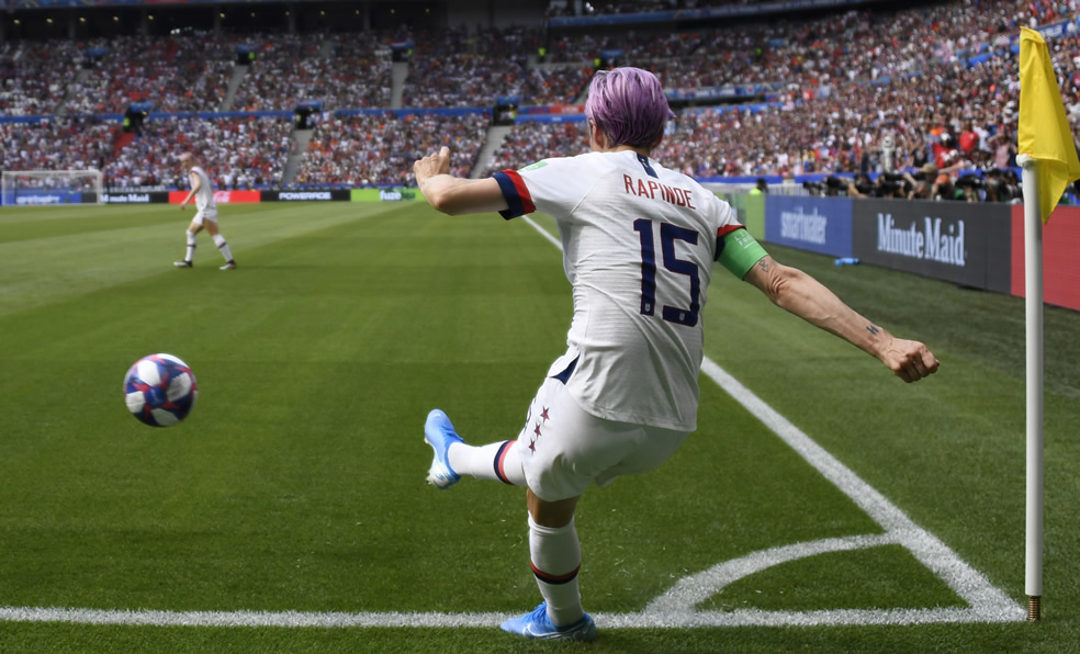 Megan Rapinoe es uno de los referentes del futbol femenil en Ertados Unidos. (Foto: AFP)