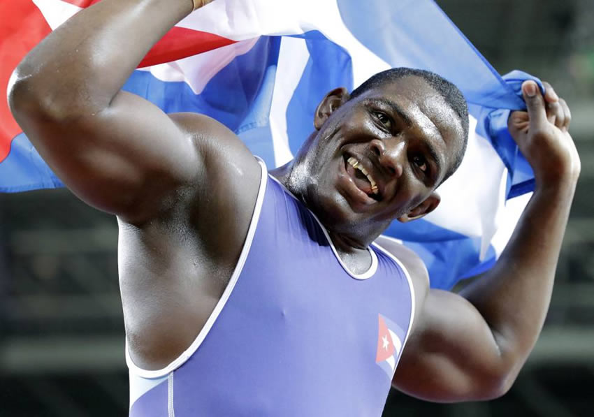 Mijaín López | Cuba: Luchador del estilo grecorromano; tiene tres títulos olímpicos consecutivos y cinco coronas mundiales.