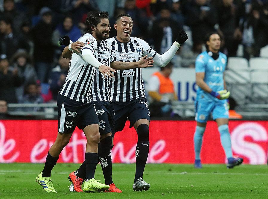 Pizarro y Funes Mori celebran con Rayados. (Foto: Imago 7)