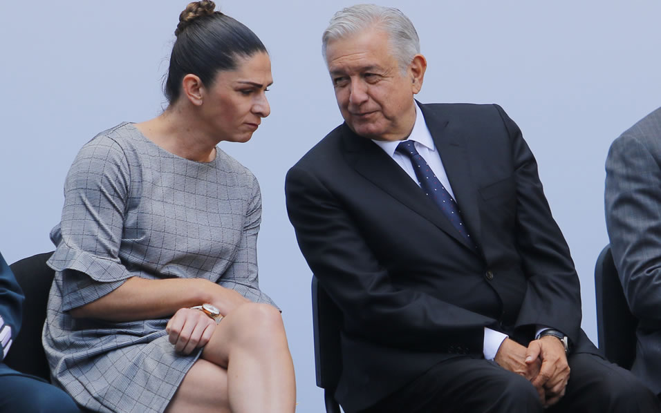 Ana Guevara estuvo presente en la ceremonia de abanderamiento de la delegación mexicana que estará en Lima 2019. (Foto: Imago7)