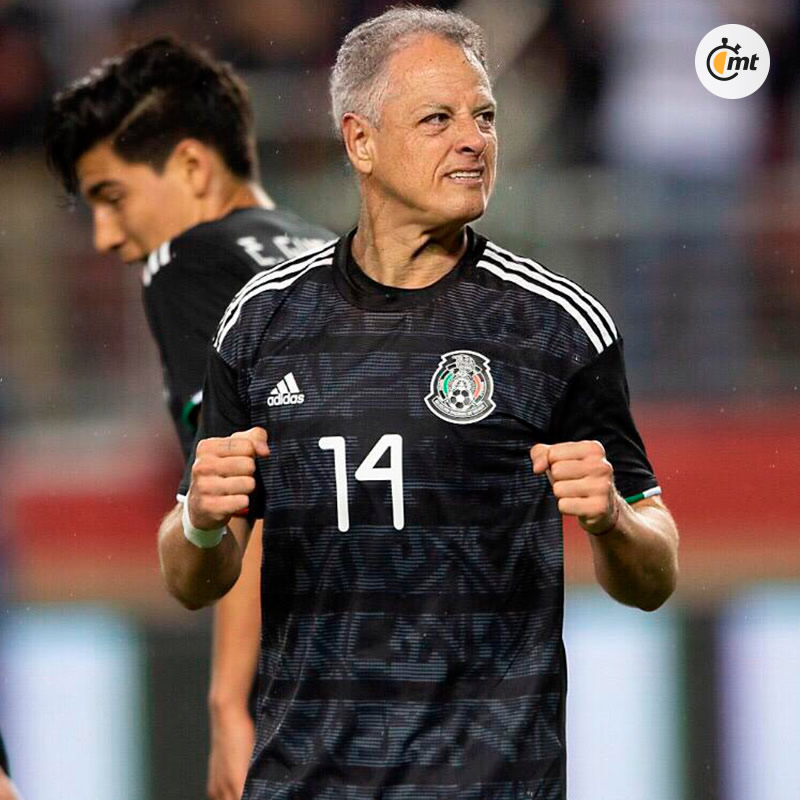 Este Chicharito ya "caducó".