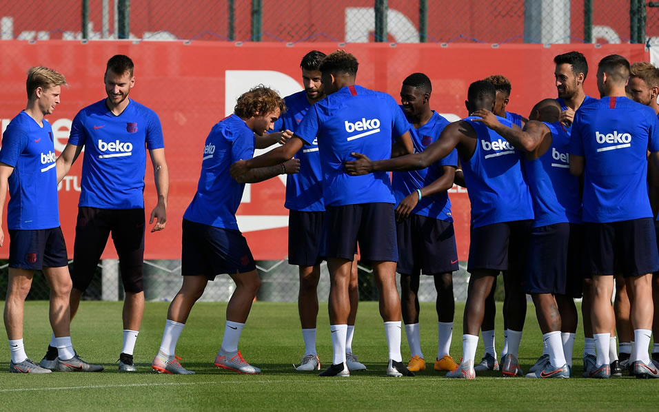 A Griezmann y los refuerzos catalanes les aplicaron la 'fila india'. (Foto: AFP)