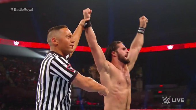 Rollins intentará recuperar el cetro.