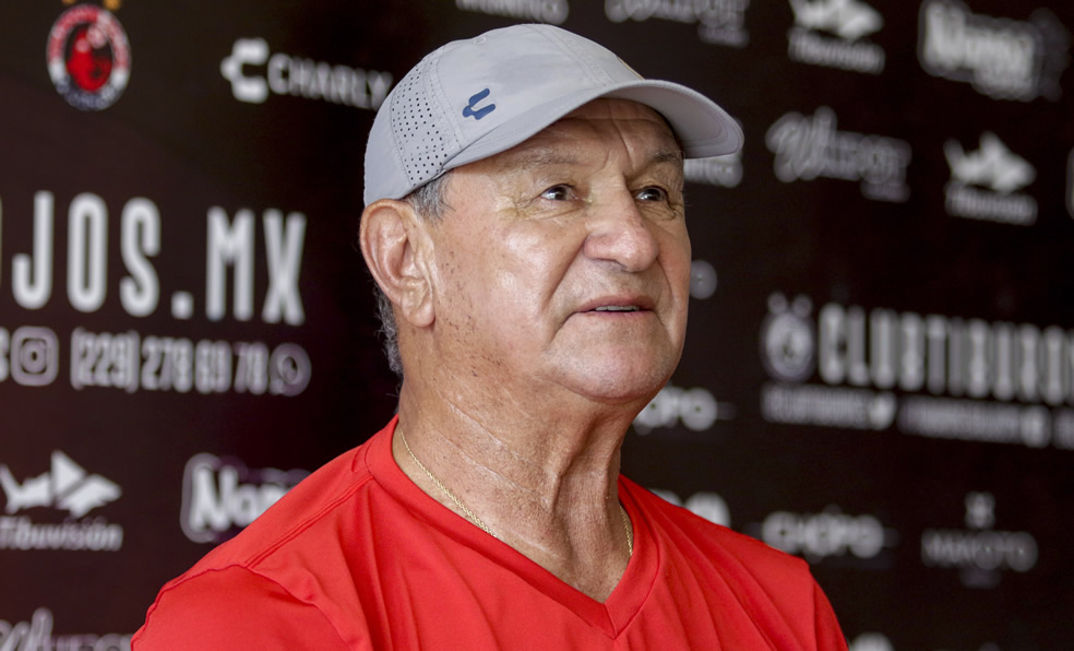 Enrique Meza.