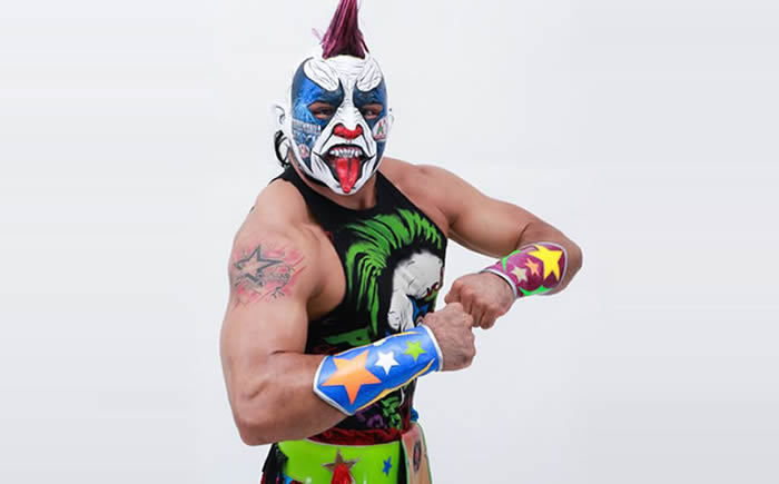 Psycho Clown: Un ídolo en AAA, después de varios duelos de apuesta, se convirtió en tiro al blanco.