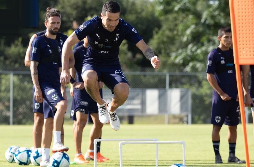 La última vez que Rayados derrotó a América fue hace siete años. (Rayados)