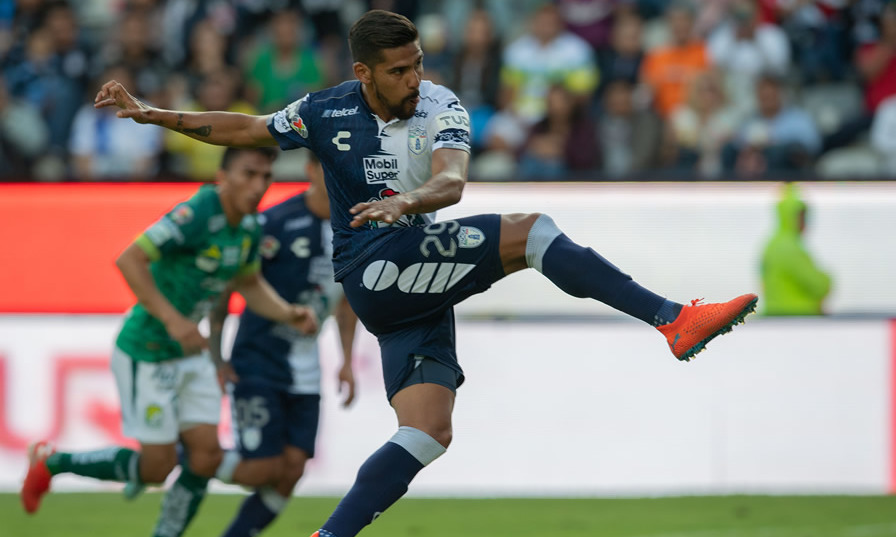 Jara puso el 2-1 de penal. (Foto: Mexsport)