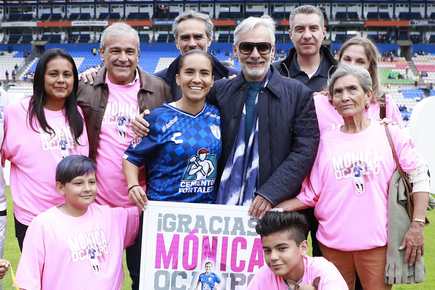 Jesús Martínez fue el encargado de homenaje a Ocampo. (Imago7)