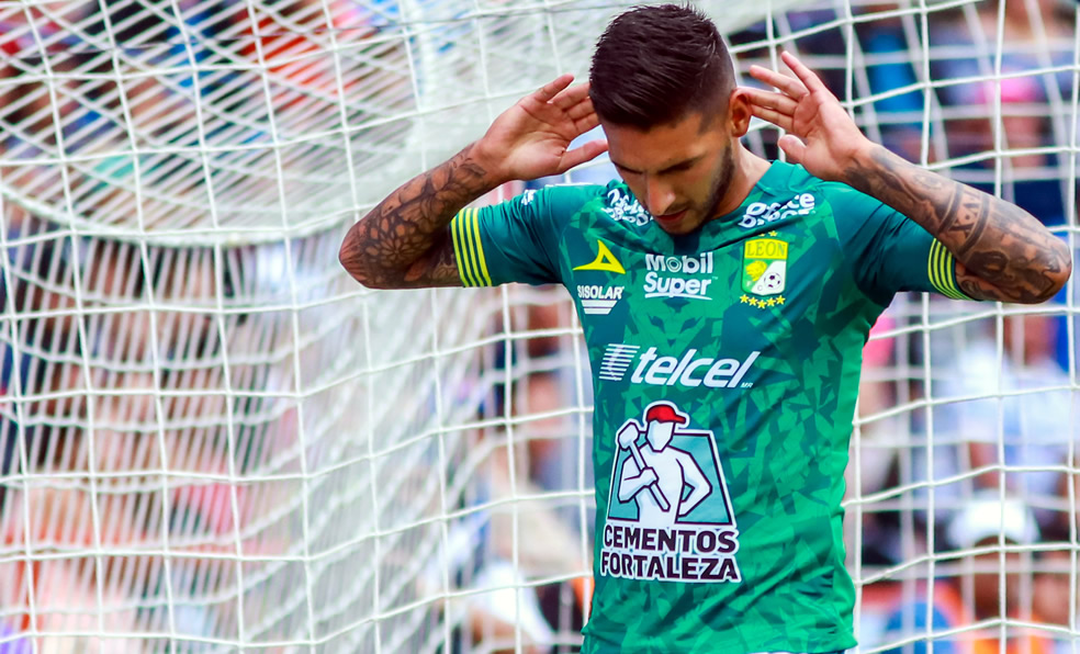 Sosa se aguantó las ganas de festejar. (Foto: Mexsport)