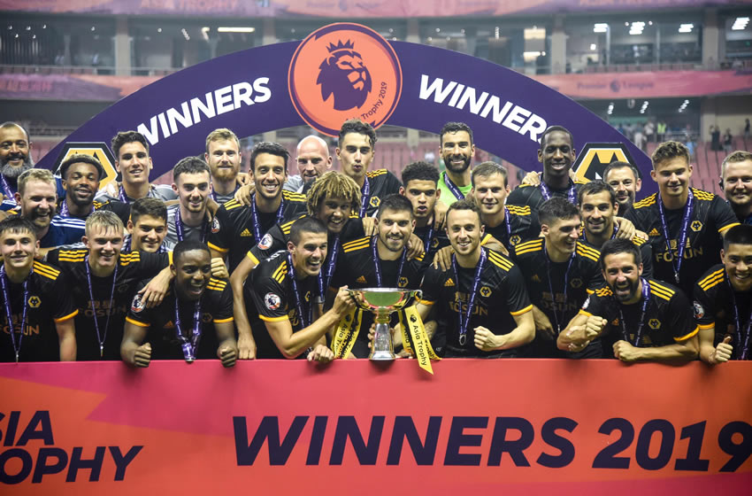 Los Wolves celebran el triunfo sobre el City de Guardiola. Foto: AFP